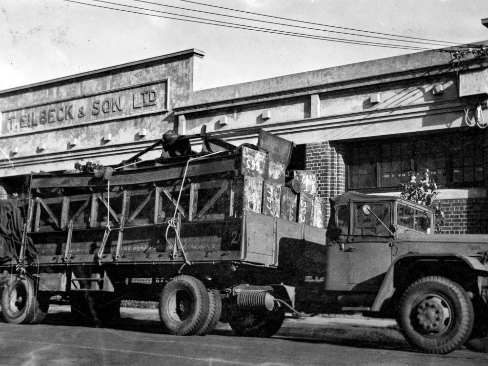 Eilbeck-Cranes-History-10.jpg